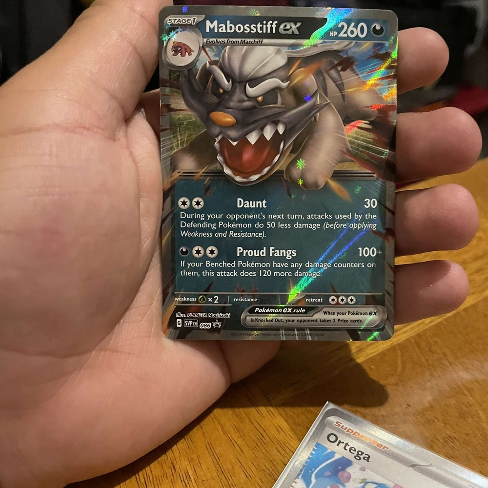 Mabosstiff ex Pokémon Card